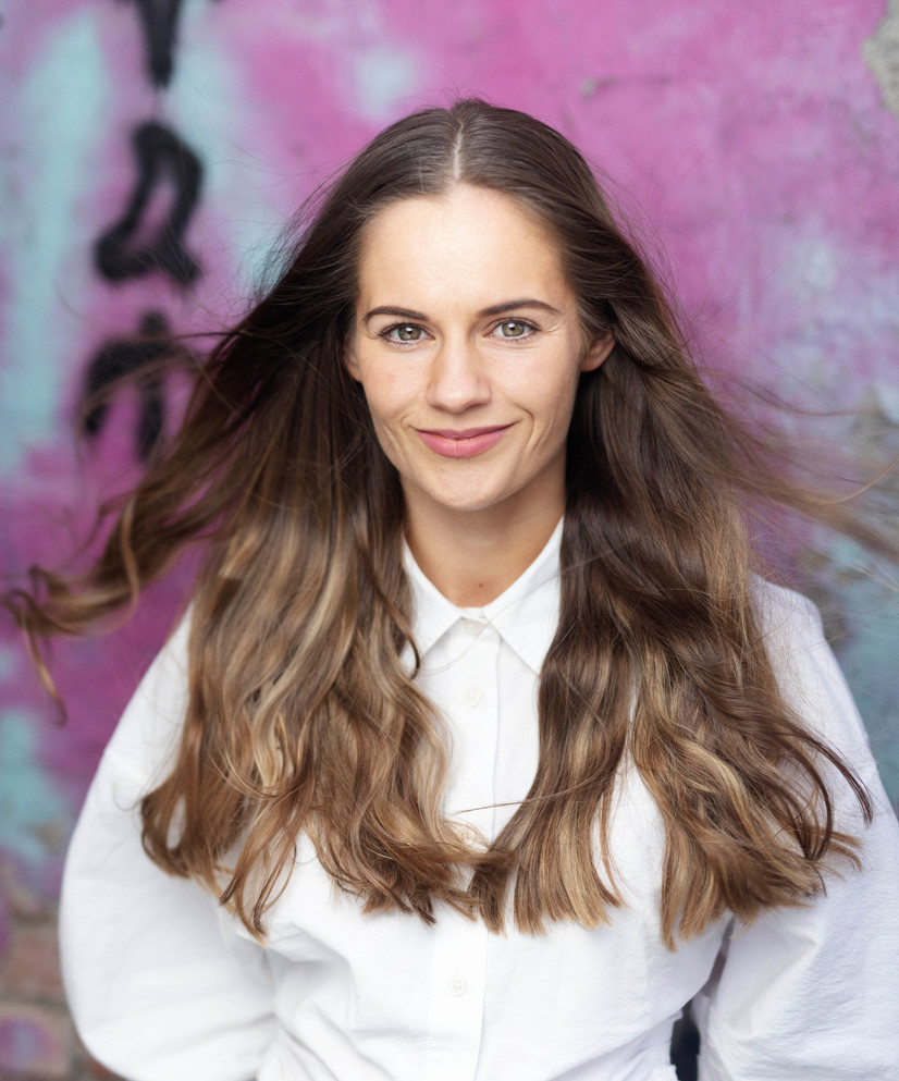 Synnøve Vereide Trampe har skrevet bok om Gutta. Foto: Agnete Brun / Kagge